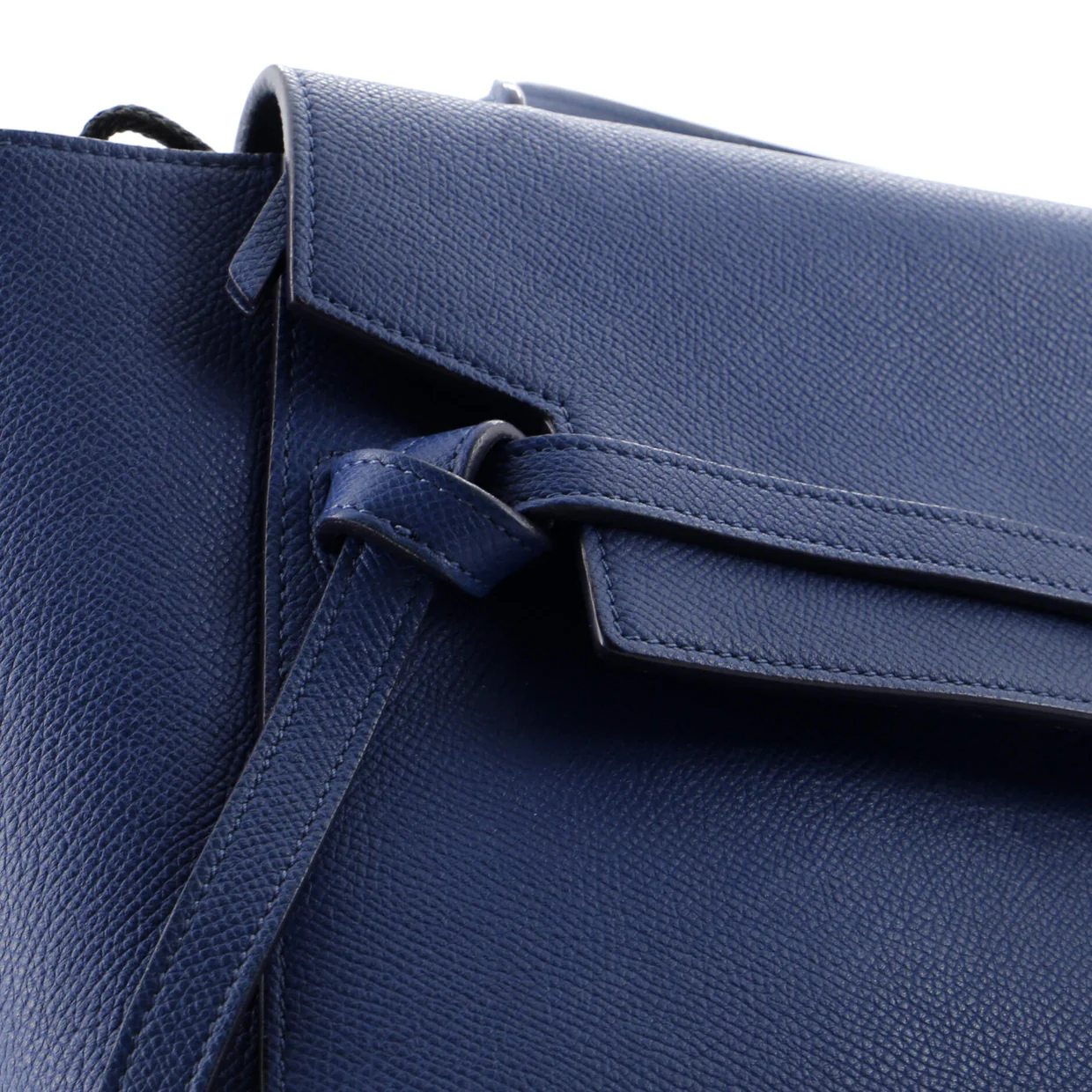 Belt Bag Textured Leather Medium - Deep Luxury