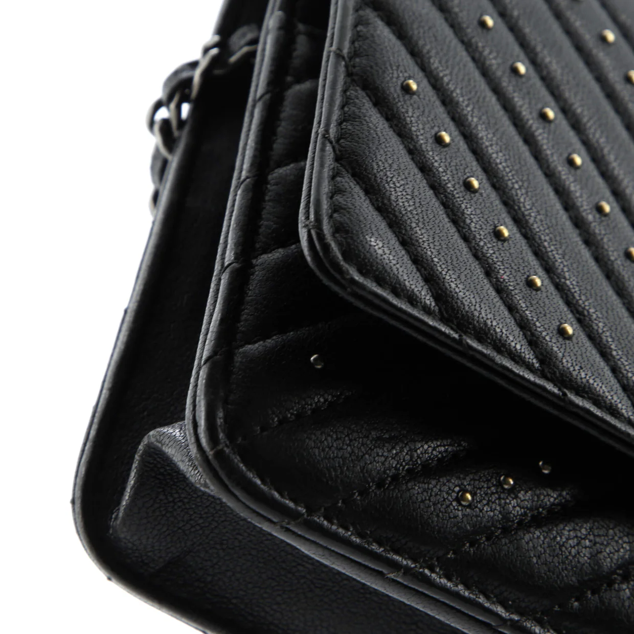 Reissue 2.55 Wallet on Chain Studded Chevron Sheepskin - Deep Luxury