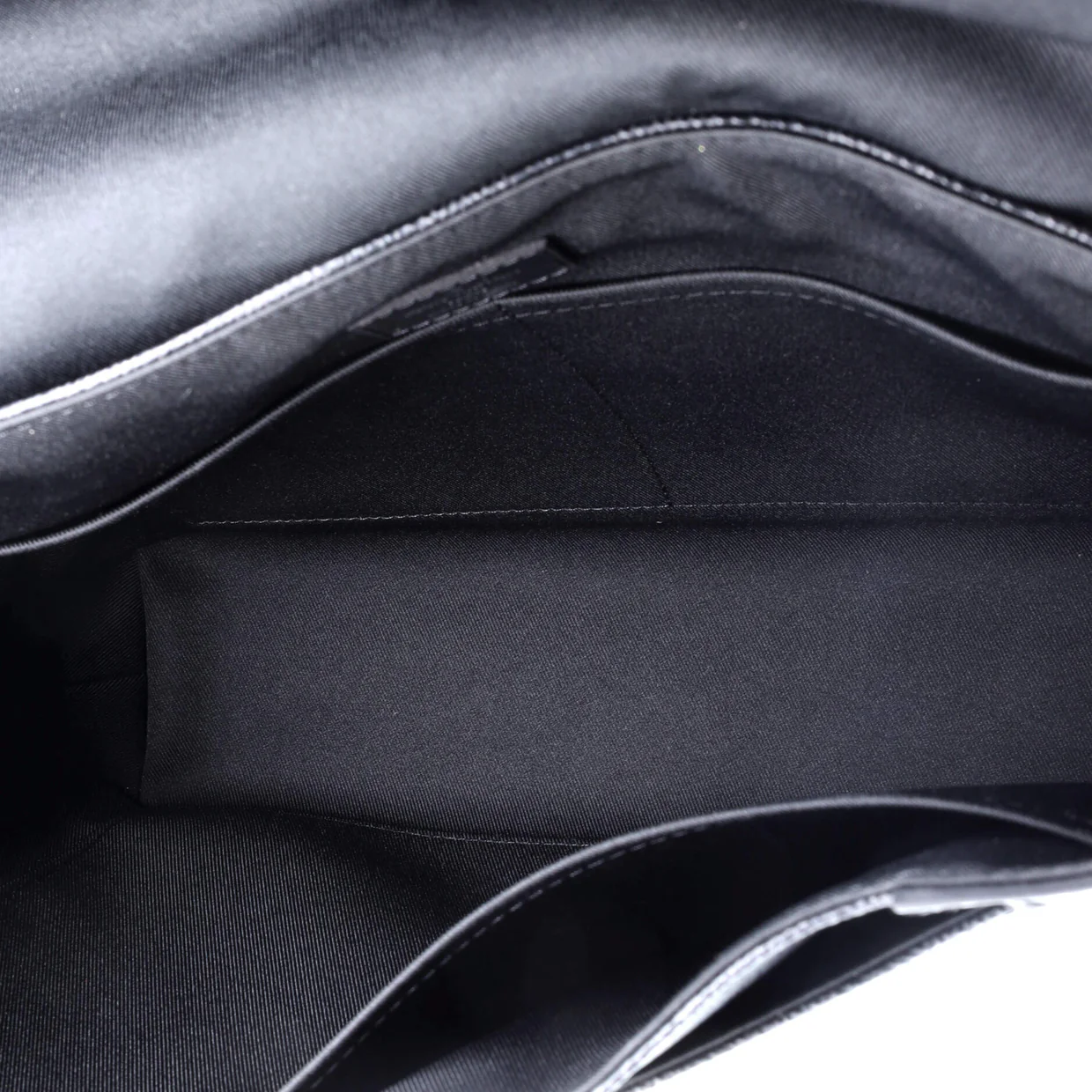 District NM Messenger Bag Damier Graphite MM - Deep Luxury