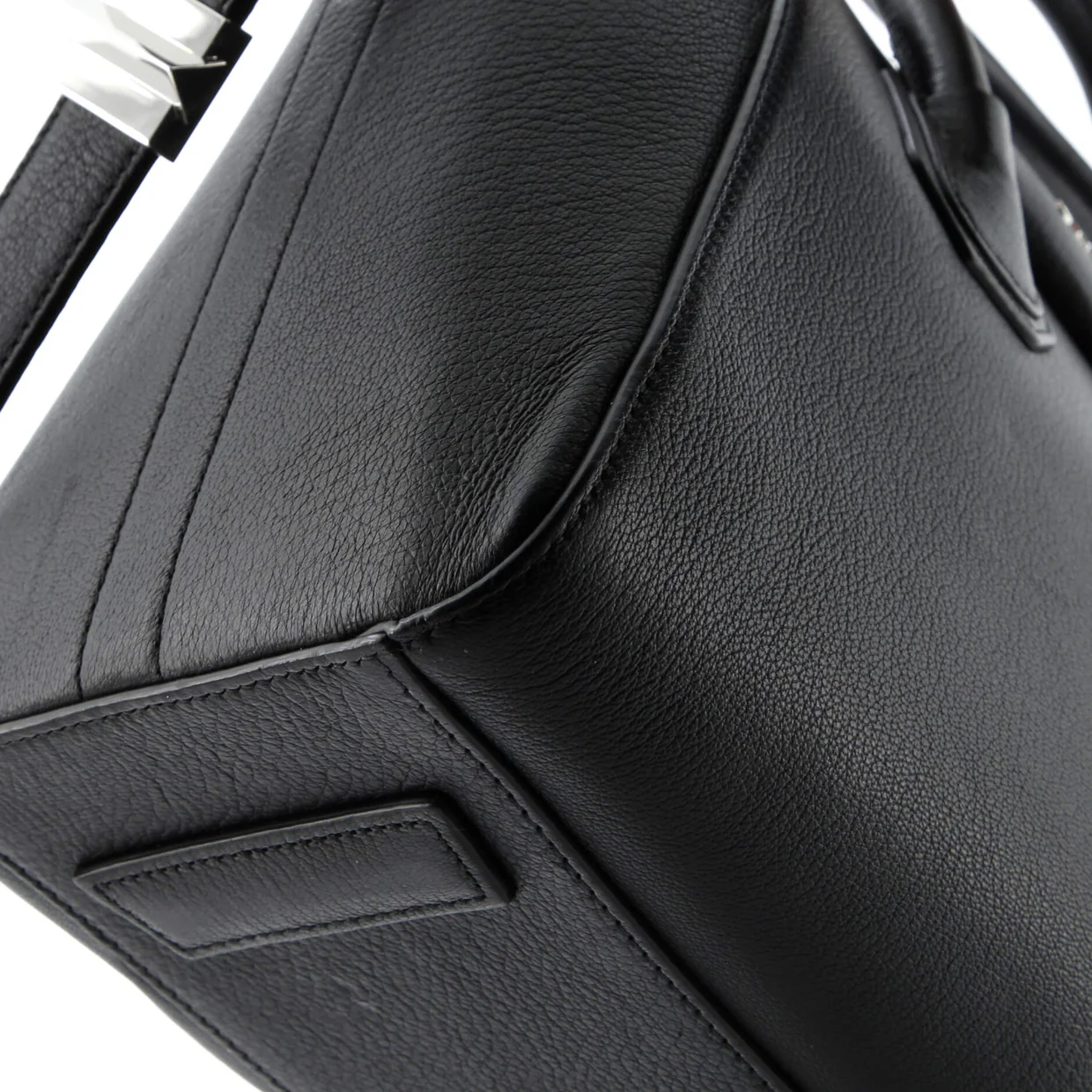 Antigona Bag Leather Small - Deep Luxury