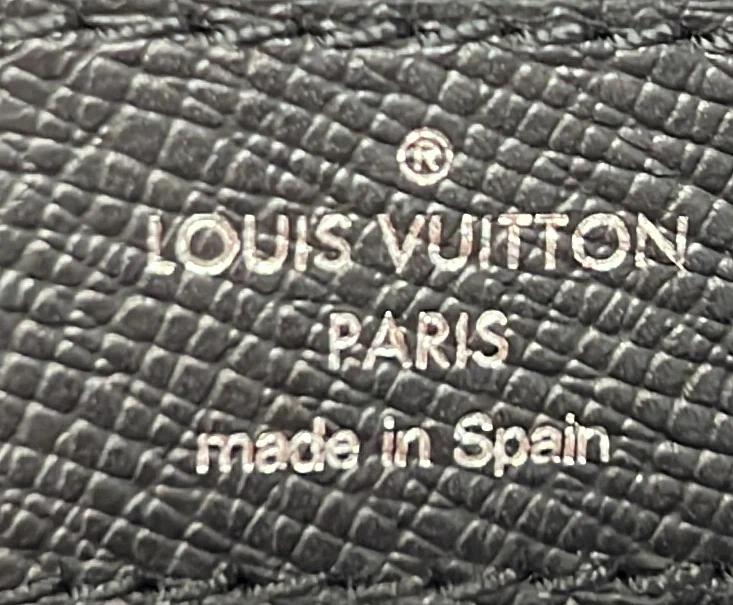 Outdoor Slingbag Monogram Taigarama - Deep Luxury