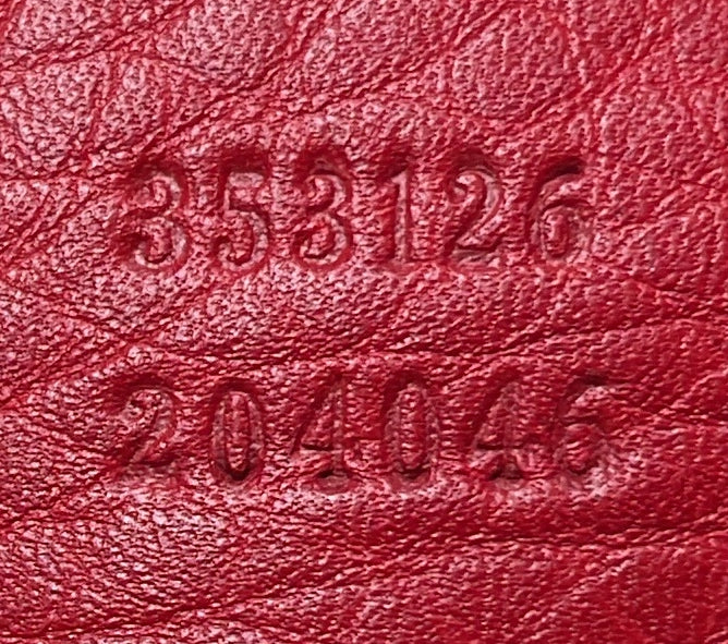 Soho Chain Zip Shoulder Bag Leather Medium - Deep Luxury