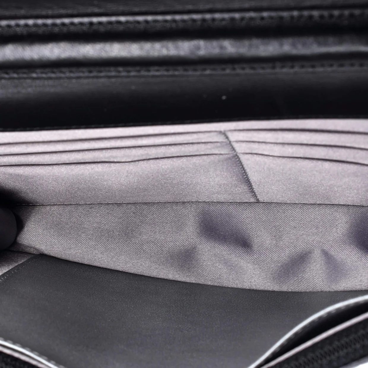 Wallet on Chain Camellia Lambskin - Deep Luxury