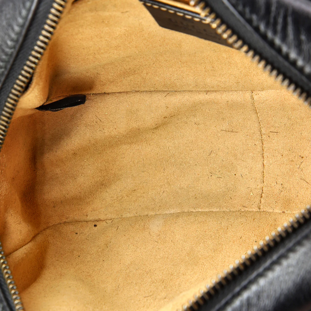 GG Marmont Shoulder Bag Matelasse Leather Mini - Deep Luxury