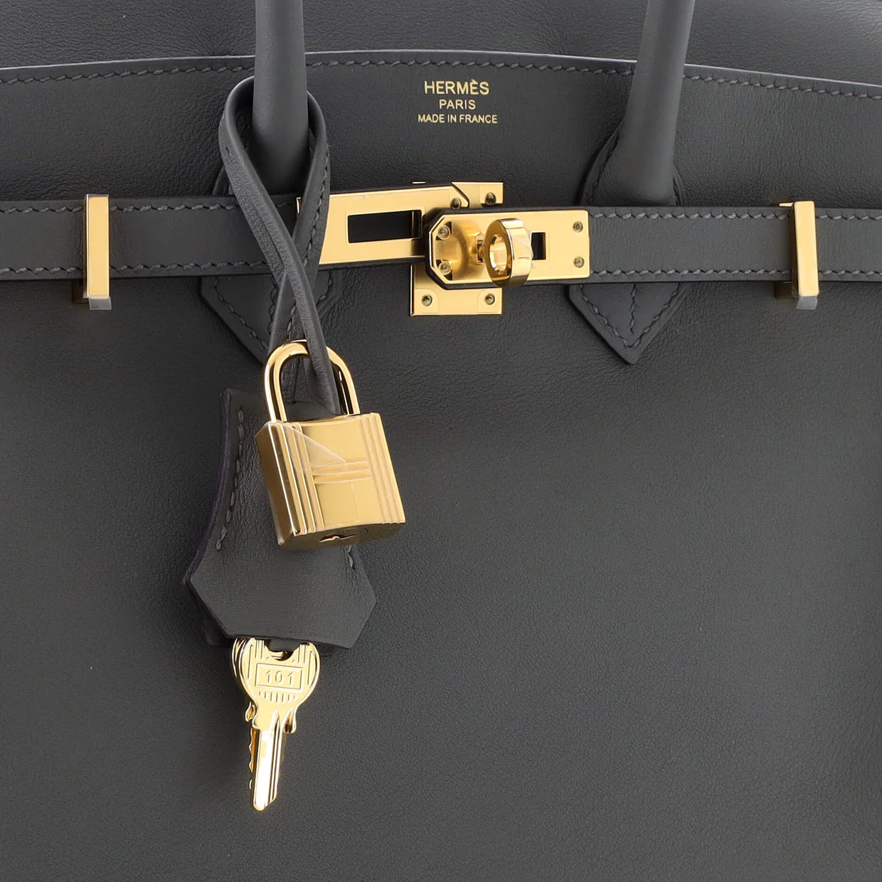 Birkin Handbag Grey Swift with Gold Hardware 25 - Deep Luxury