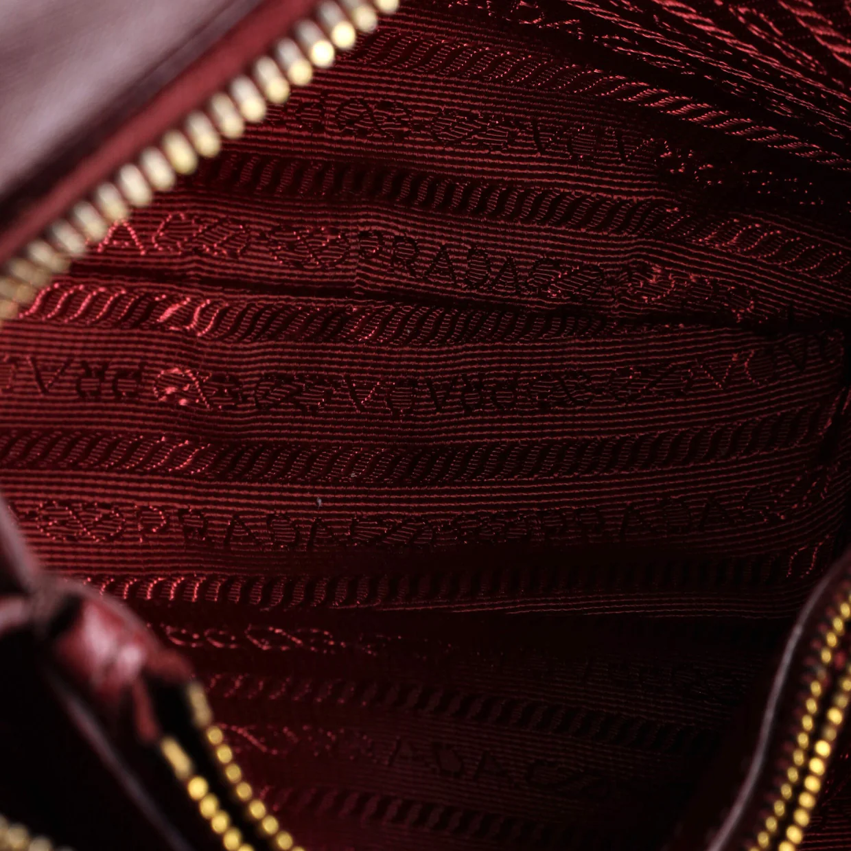 Promenade Bag Saffiano Leather Small - Deep Luxury