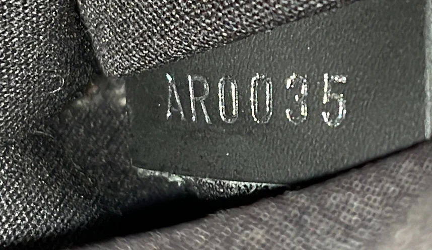 Segur Handbag Epi Leather MM - Deep Luxury