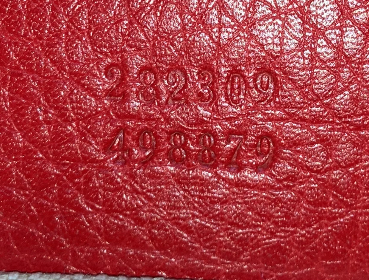 Soho Shoulder Bag Leather Medium - Deep Luxury