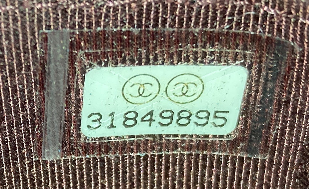 Classic Square Flap Clutch with Chain Quilted Caviar Mini - Deep Luxury