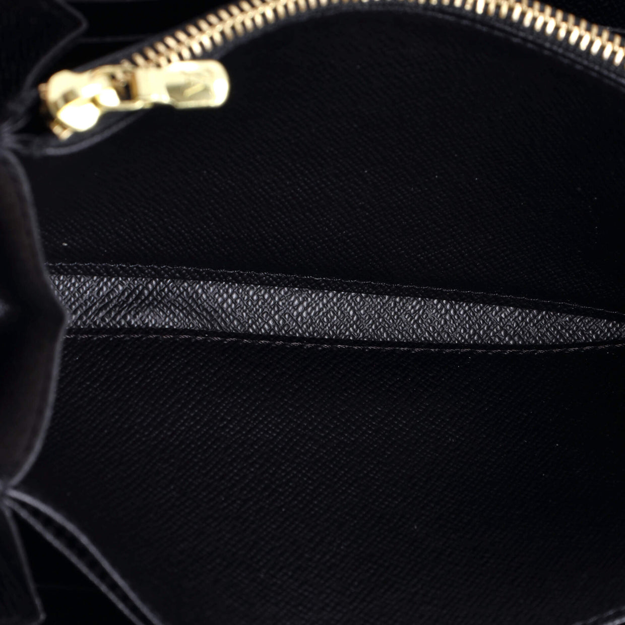 Zippy Wallet Reverse Monogram Giant - Deep Luxury