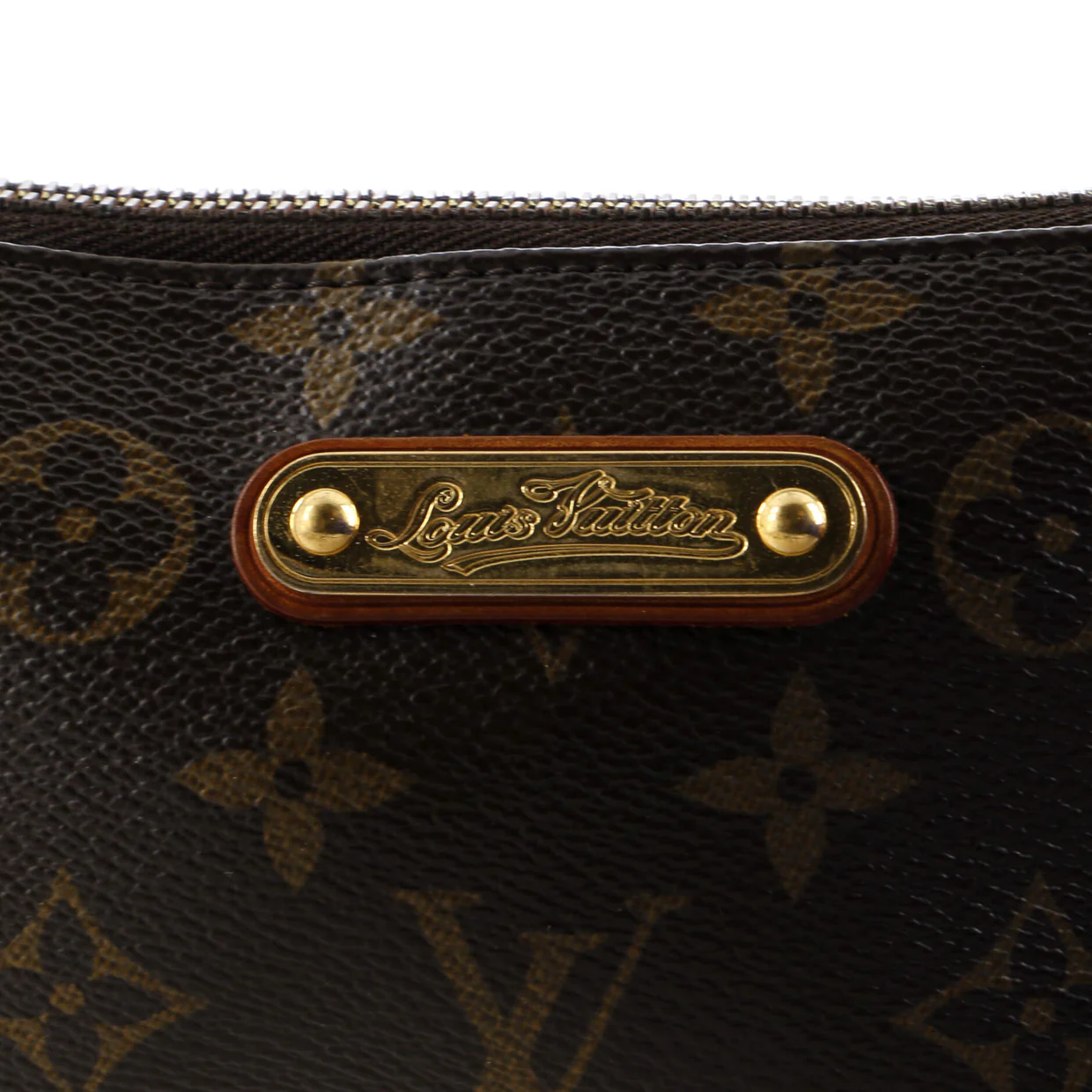 Milla Pochette Monogram Canvas MM - Deep Luxury