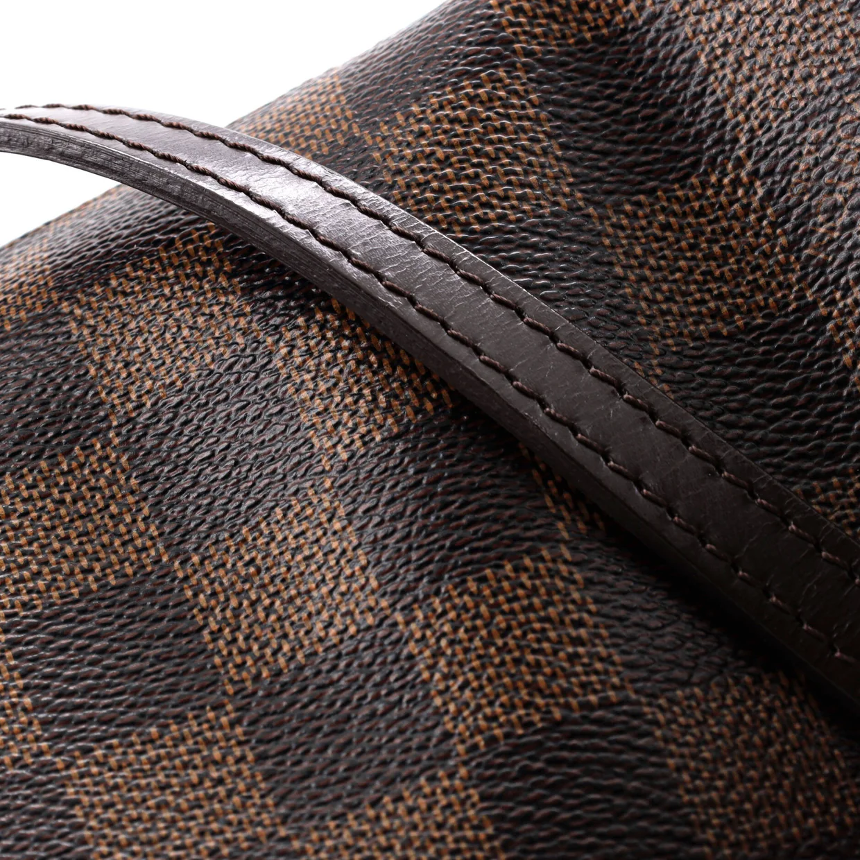 Eva Handbag Damier - Deep Luxury