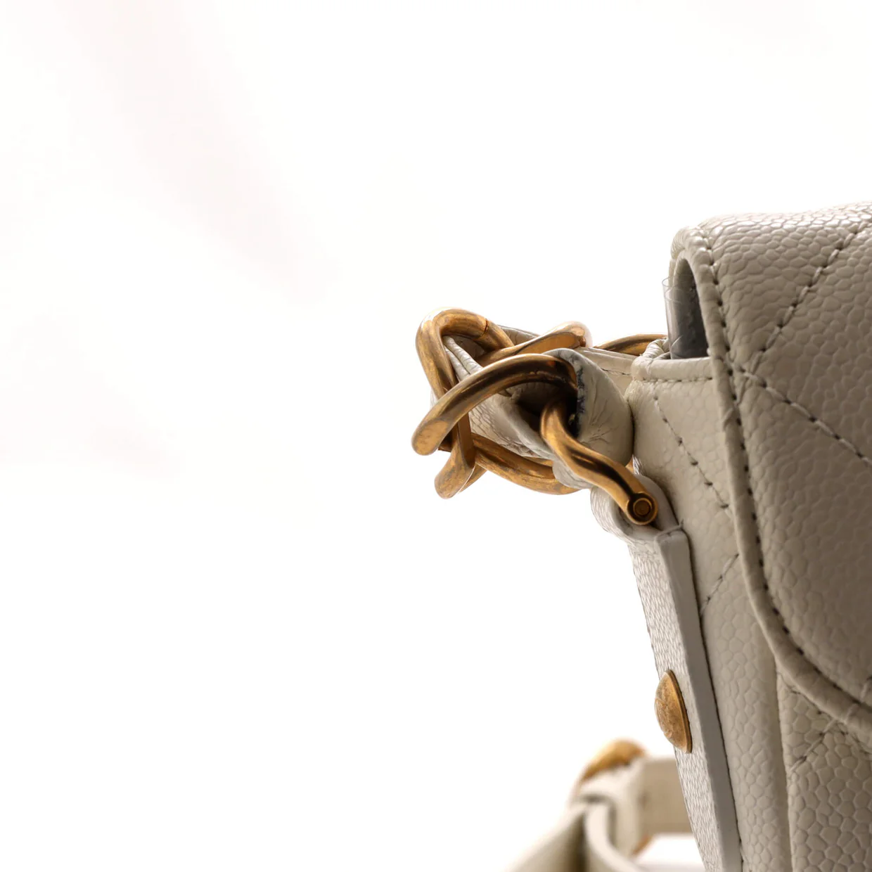 CC Adjustable Strap Flap Messenger Bag Quilted Caviar Mini - Deep Luxury