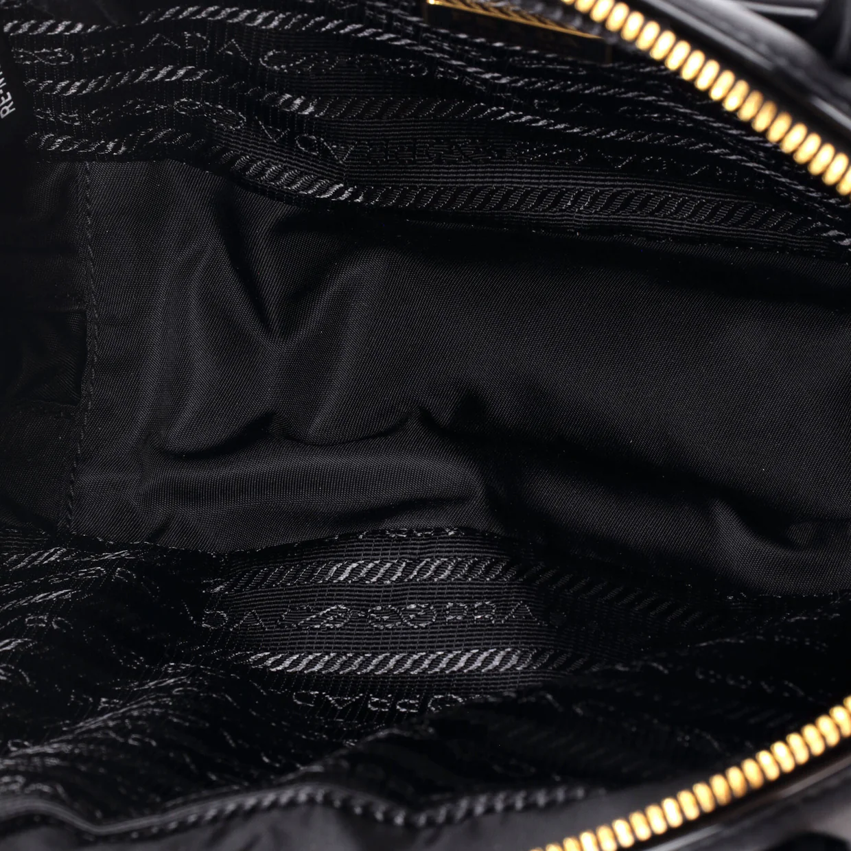 Front Pocket Zip Around Bowler Tessuto with Leather Small - Deep Luxury