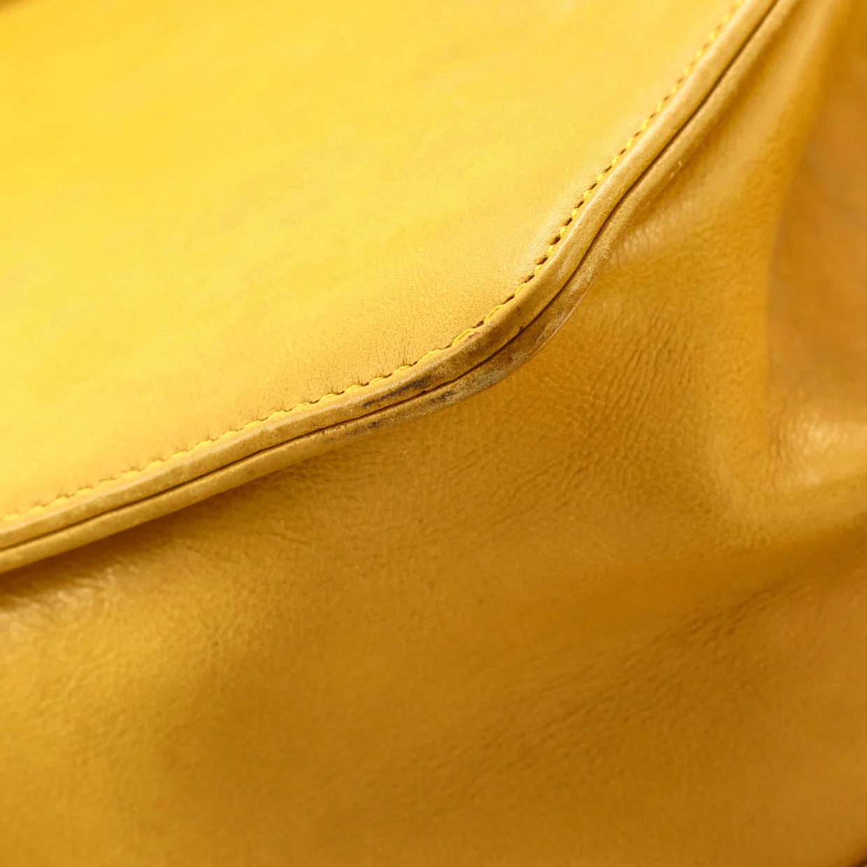 Boy Flap Bag Quilted Calfskin Old Medium - Deep Luxury