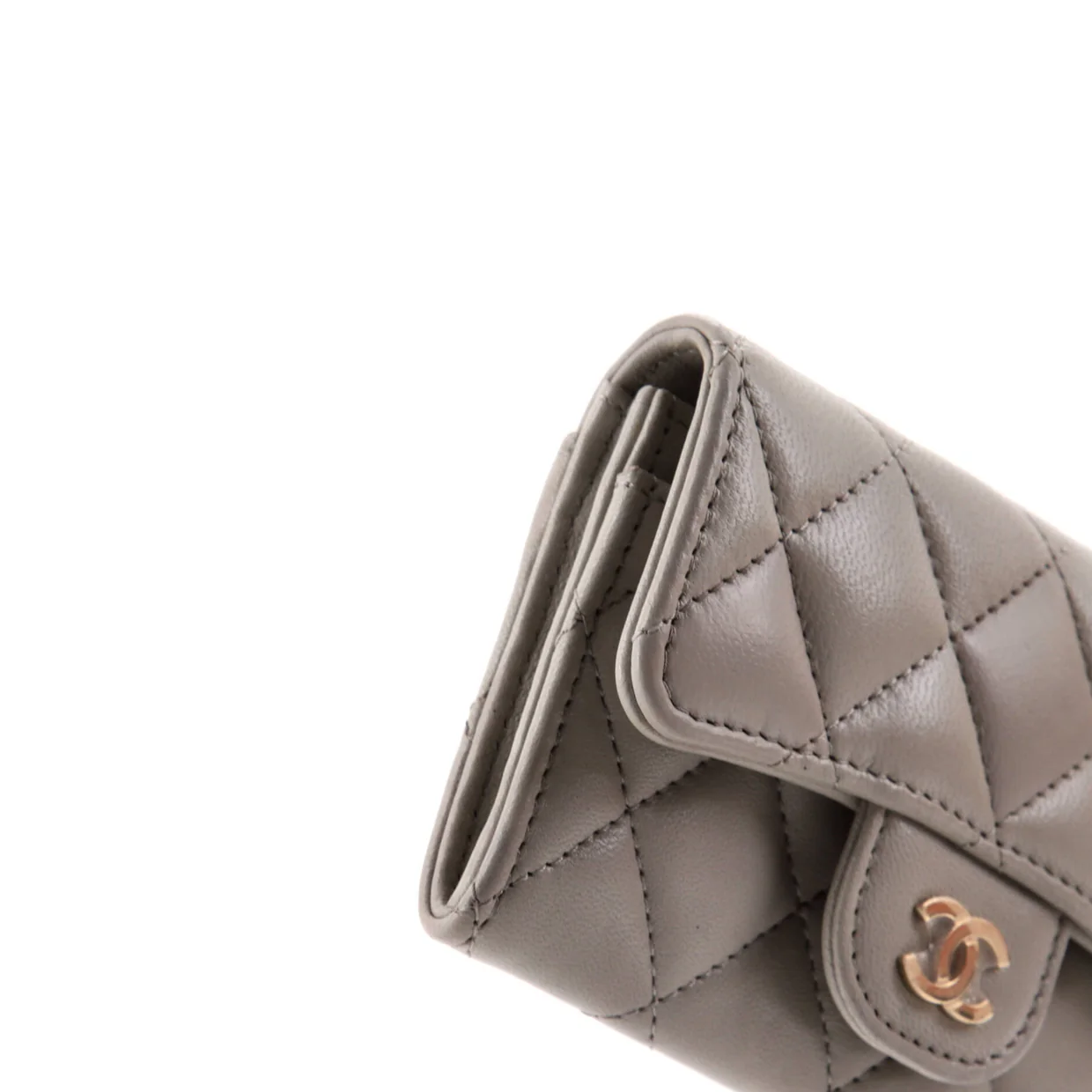 Classic Flap Card Case Quilted Lambskin - Deep Luxury