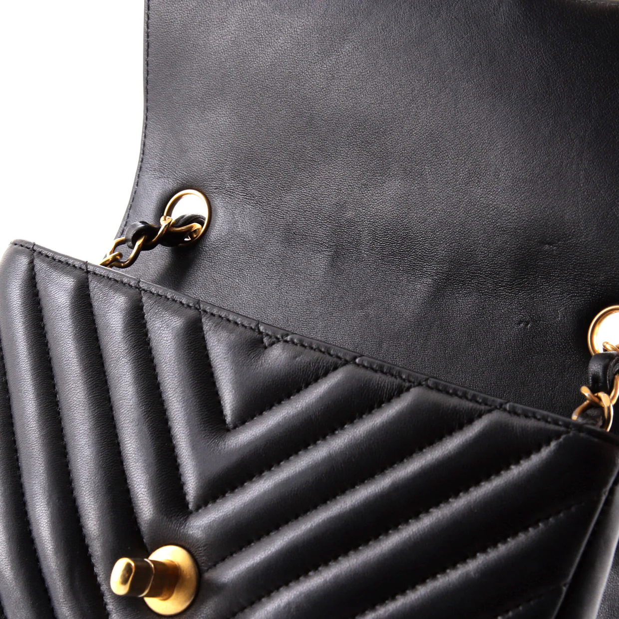 Classic Single Flap Bag Chevron Lambskin Mini - Deep Luxury