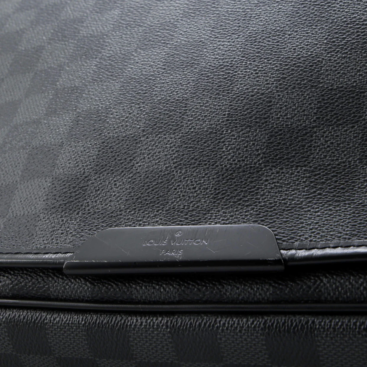 Daniel Messenger Bag Damier Graphite GM - Deep Luxury