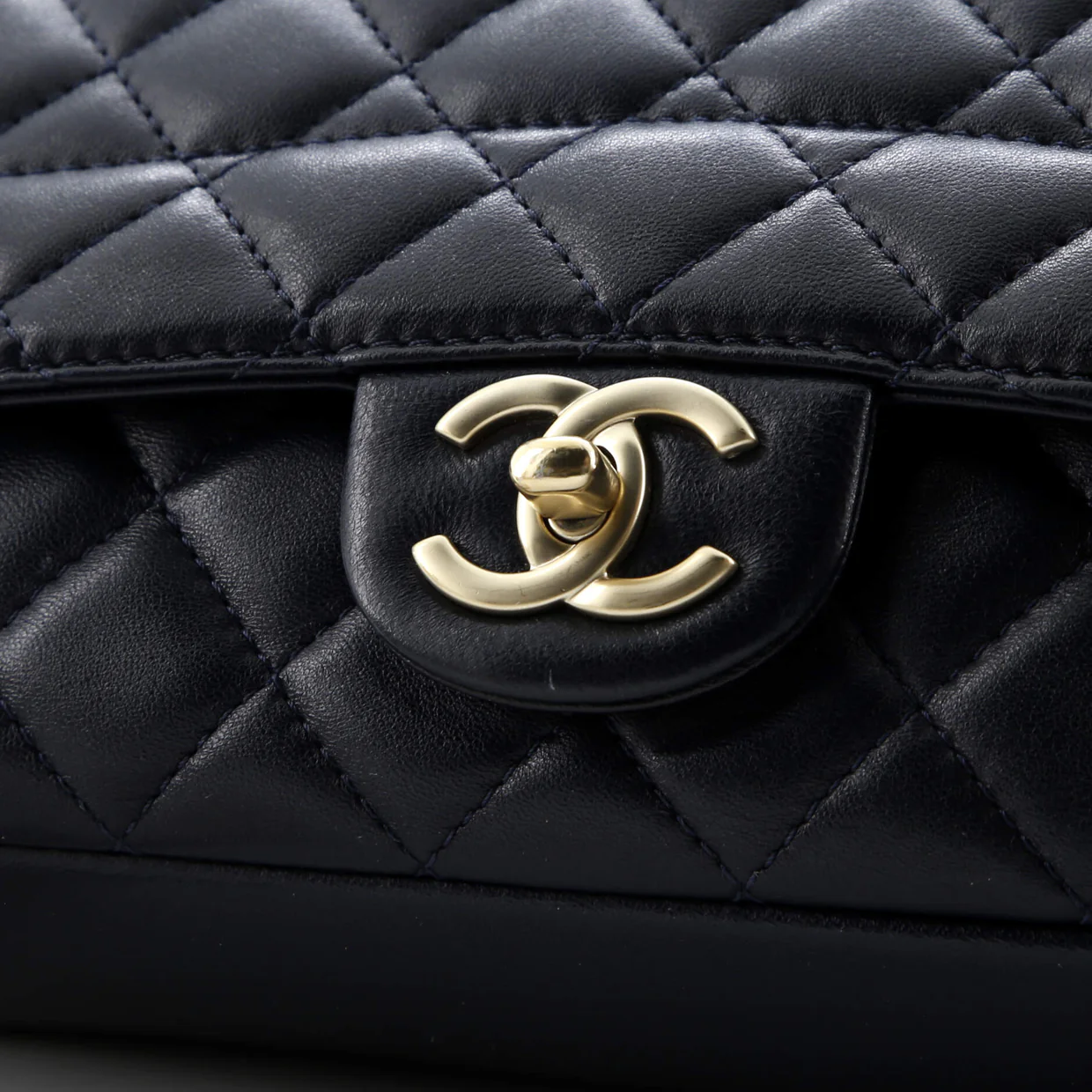 Mademoiselle Chic Flap Bag Quilted Lambskin Medium - Deep Luxury