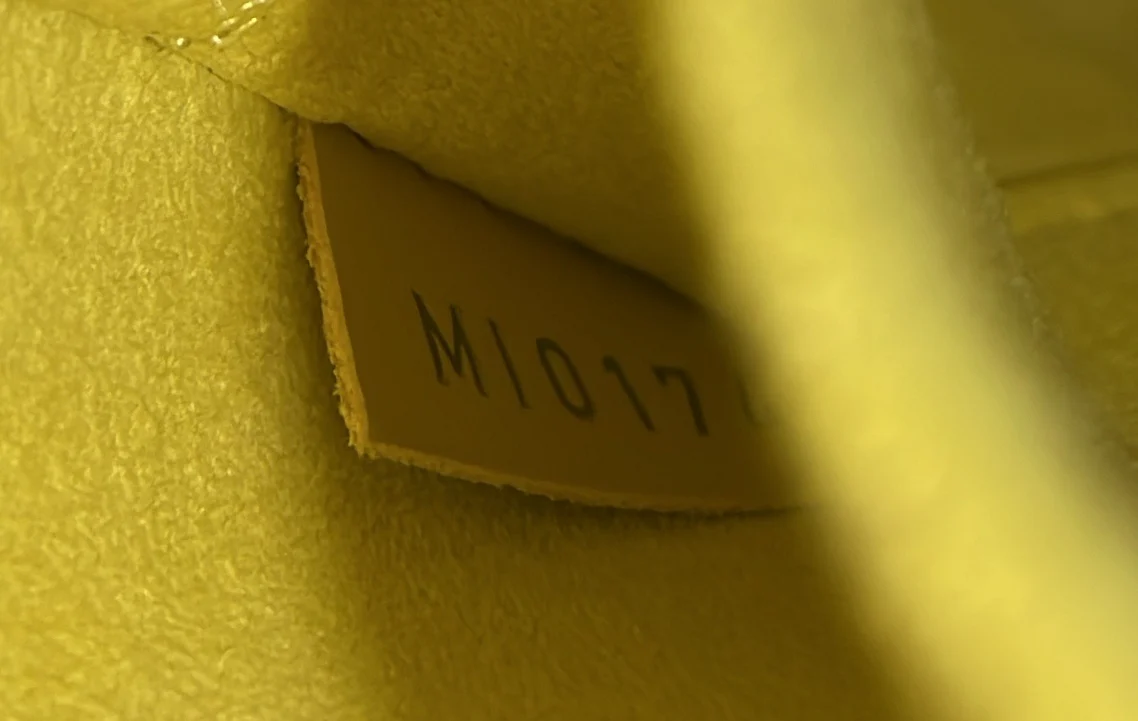 Alma Handbag Epi Leather PM - Deep Luxury