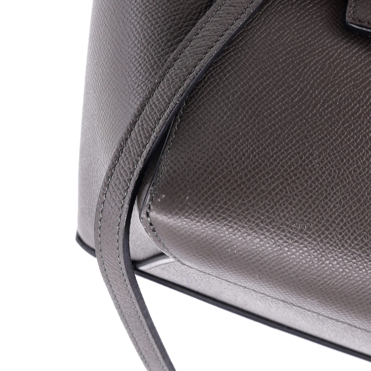 Belt Bag Textured Leather Nano - Deep Luxury