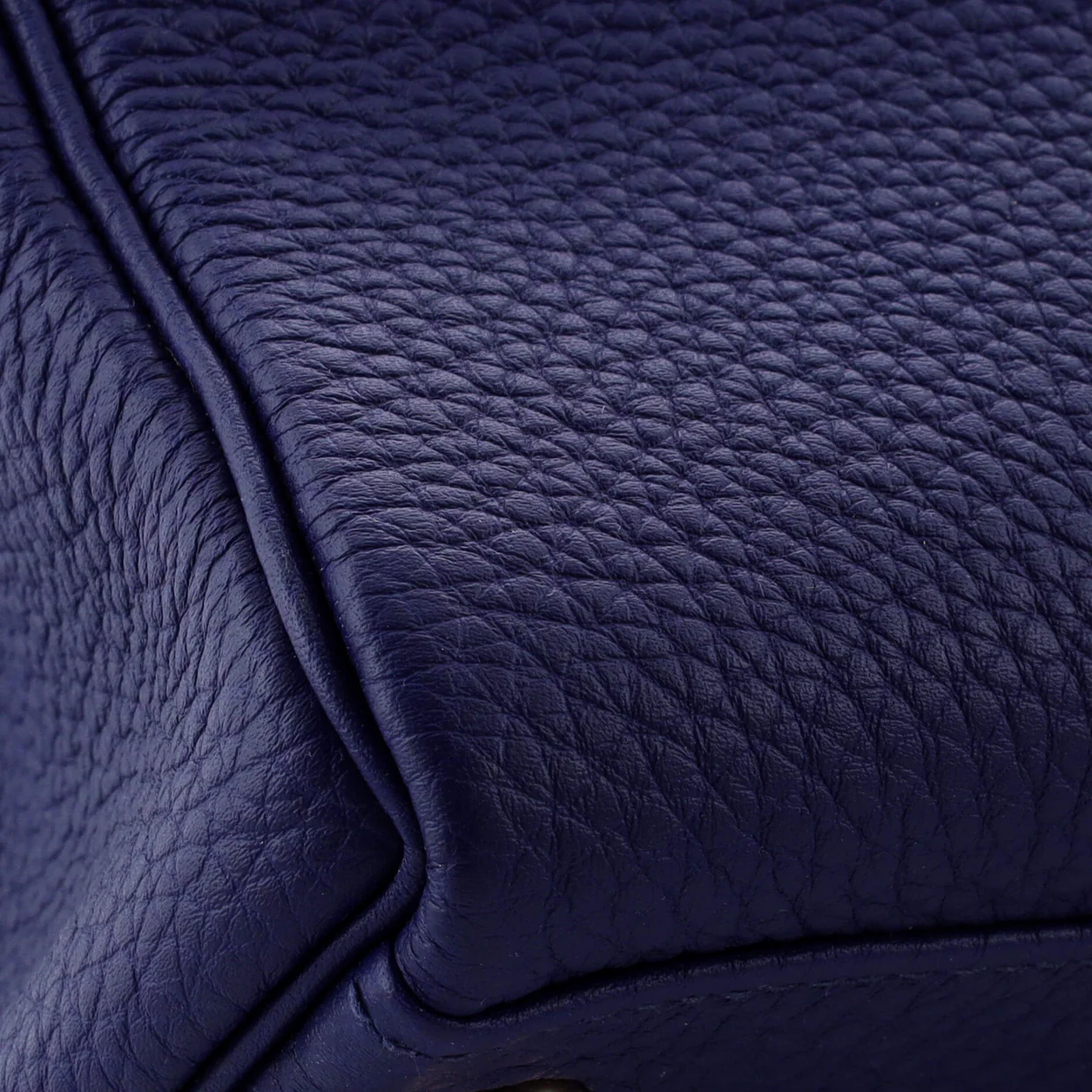 Kelly Handbag Bleu Encre Togo with Gold Hardware 32 - Deep Luxury