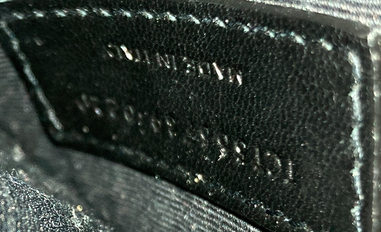 Uptown Pouch Leather - Deep Luxury