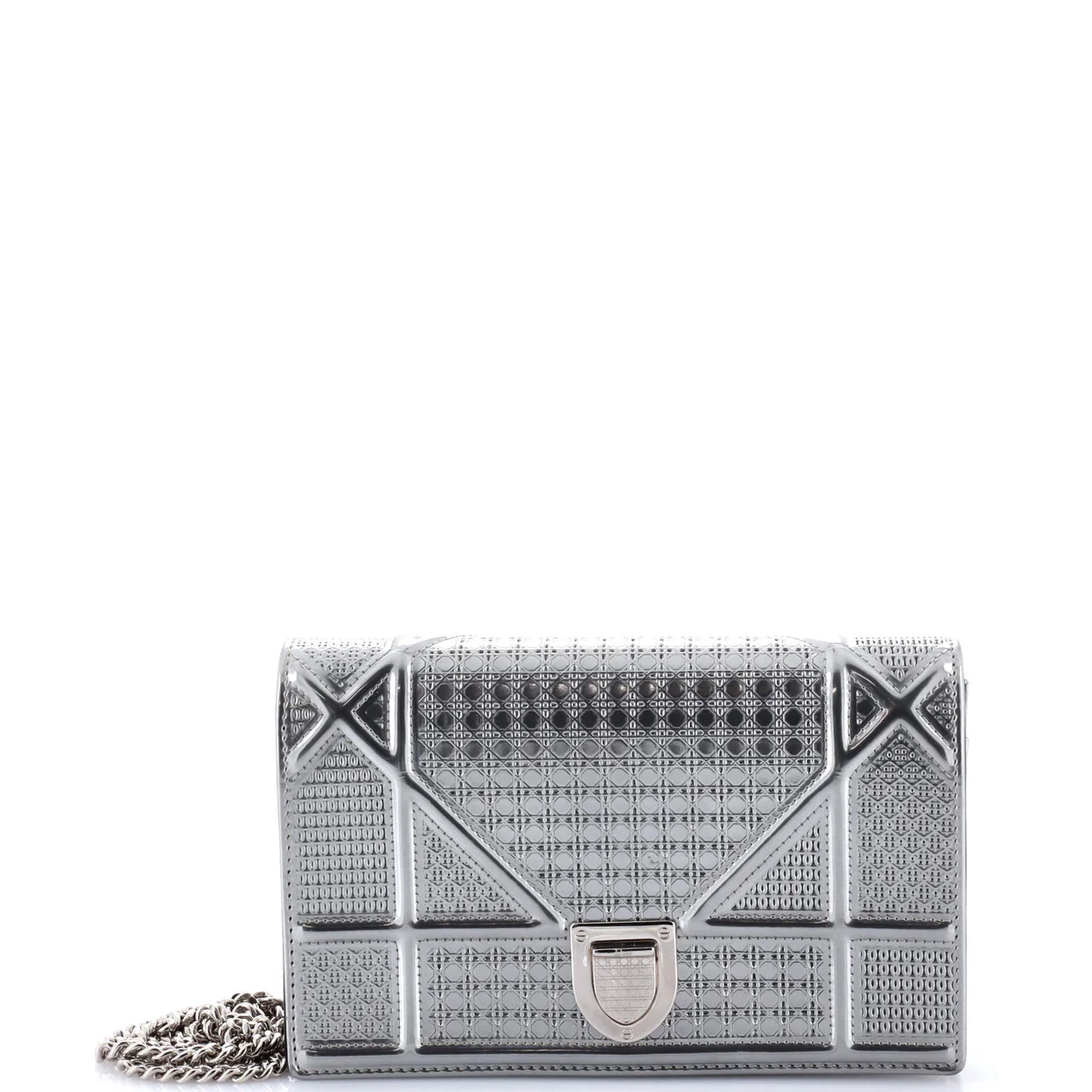 Diorama Wallet on Chain Cannage Embossed Calfskin - Deep Luxury