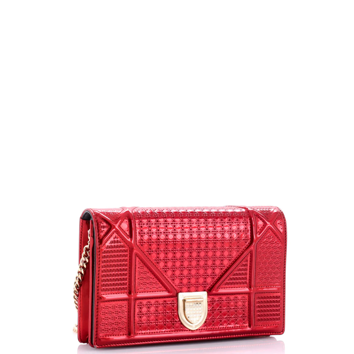 Diorama Wallet on Chain Cannage Embossed Calfskin - Deep Luxury