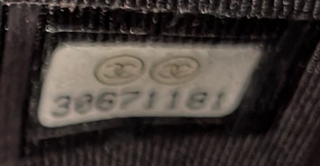 Wallet on Chain Quilted Lambskin - Deep Luxury