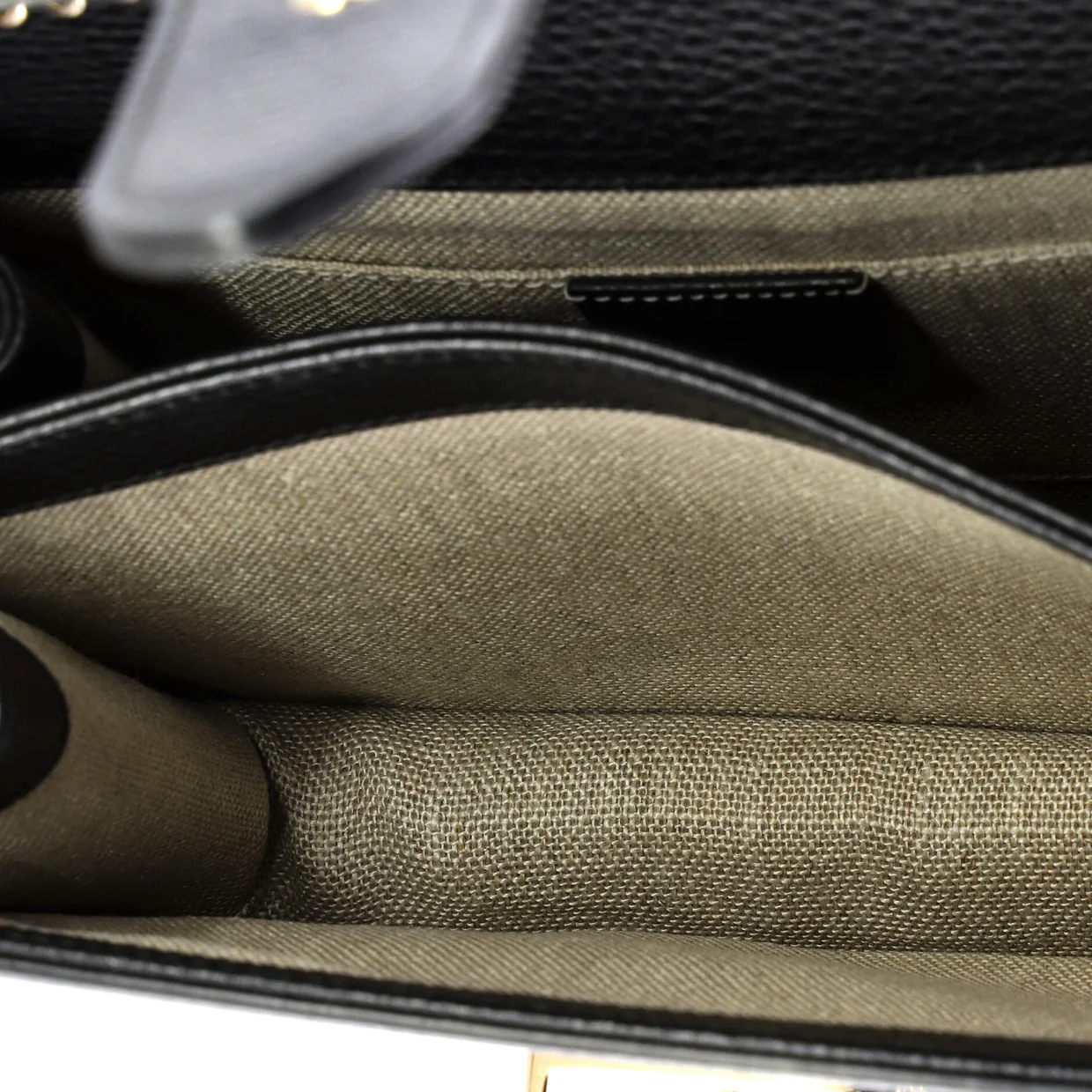 Interlocking Shoulder Bag Leather Small - Deep Luxury