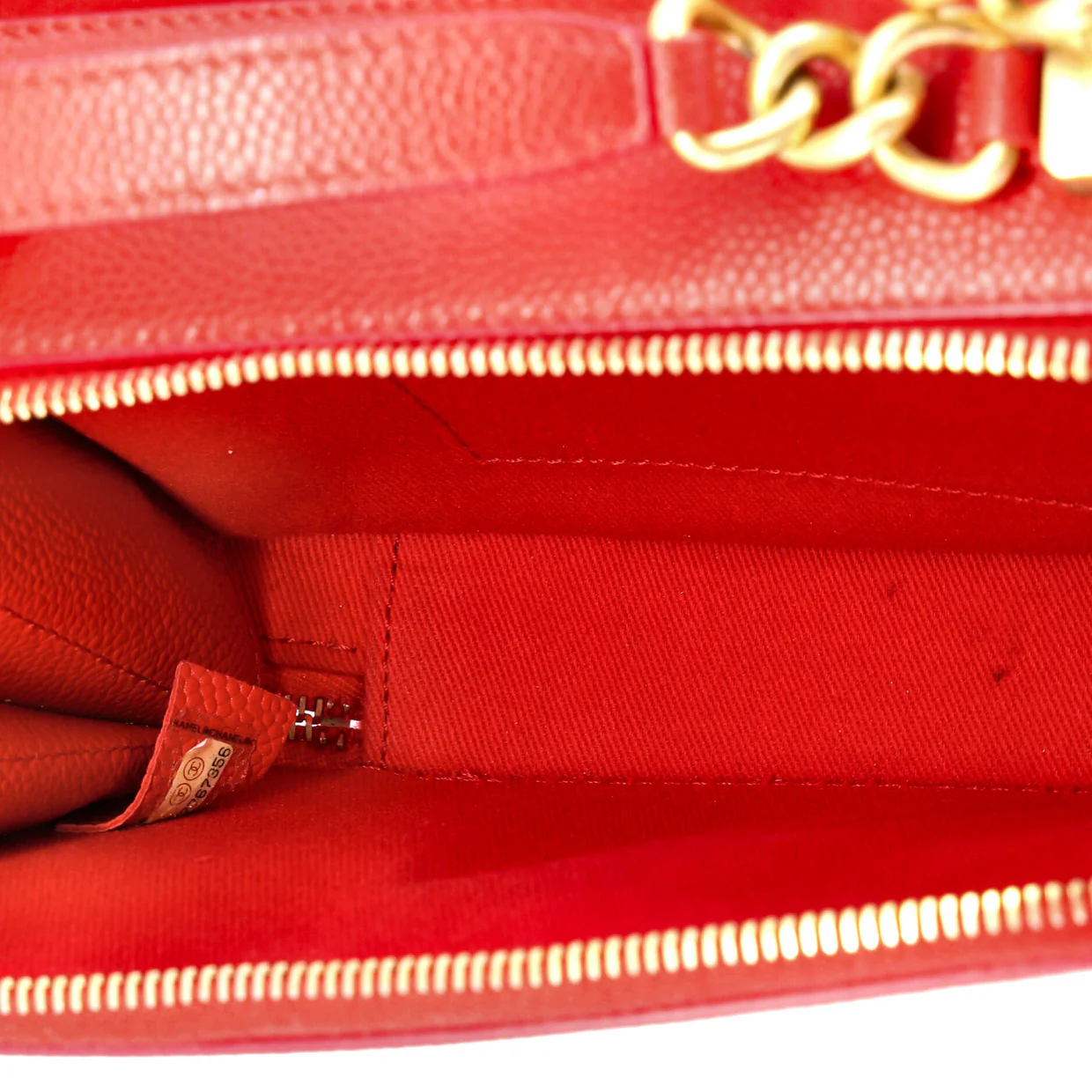 CC Top Handle Camera Bag Quilted Caviar Small - Deep Luxury