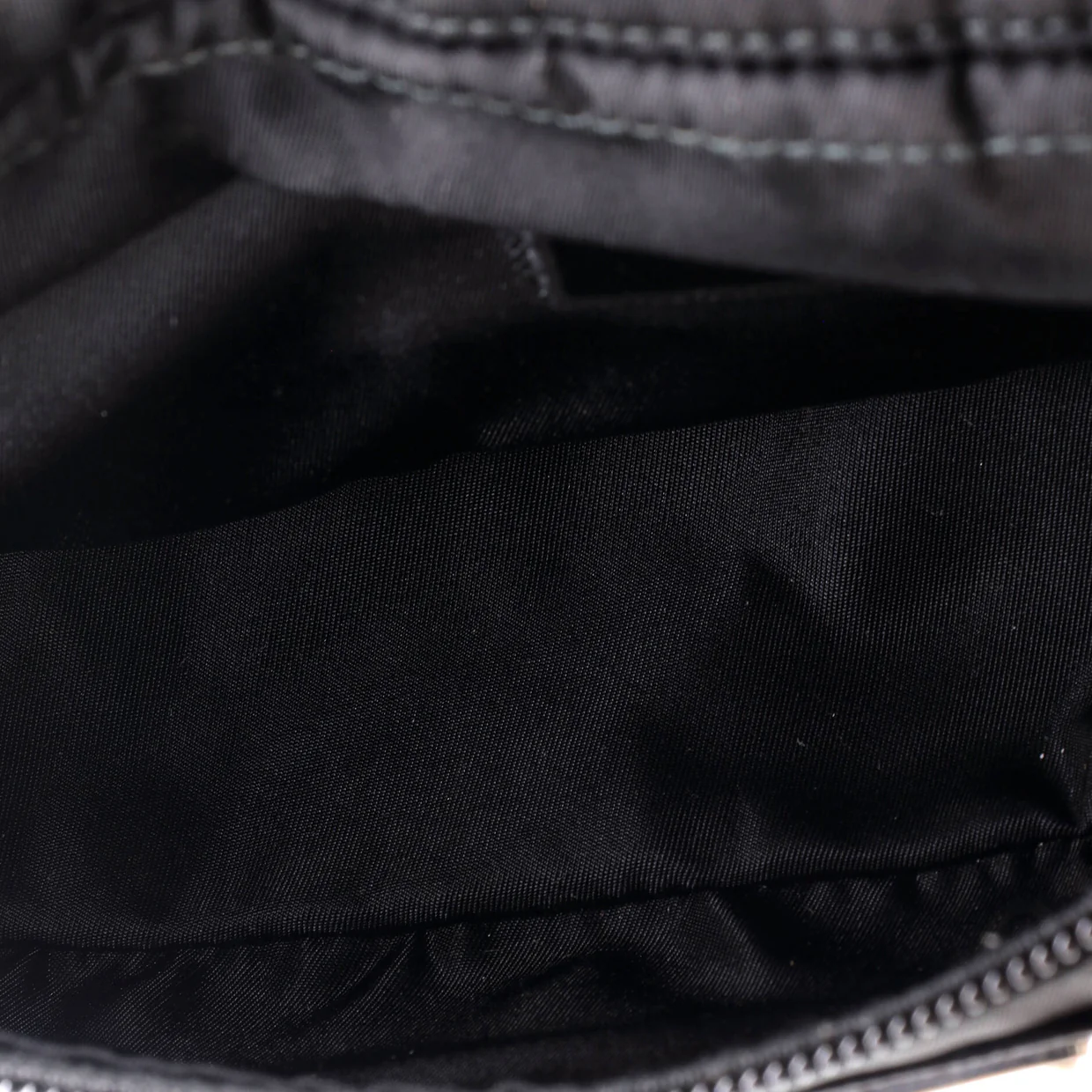 Zip Waist Bag Tessuto Medium - Deep Luxury