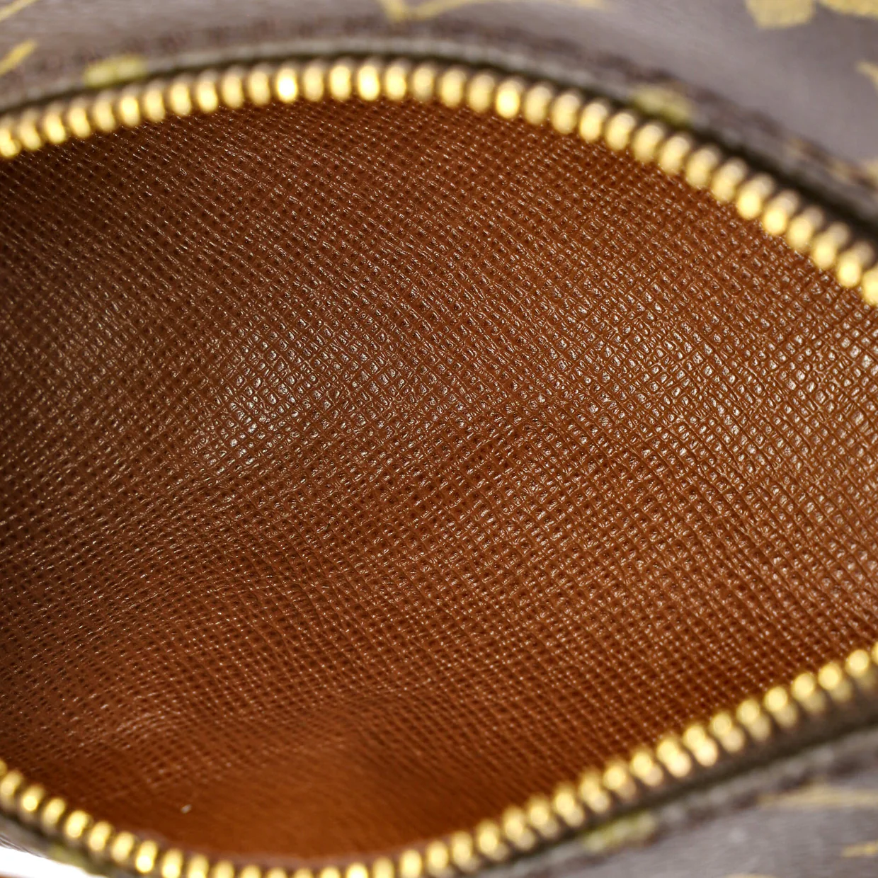 Papillon Pochette Monogram Canvas Mini - Deep Luxury