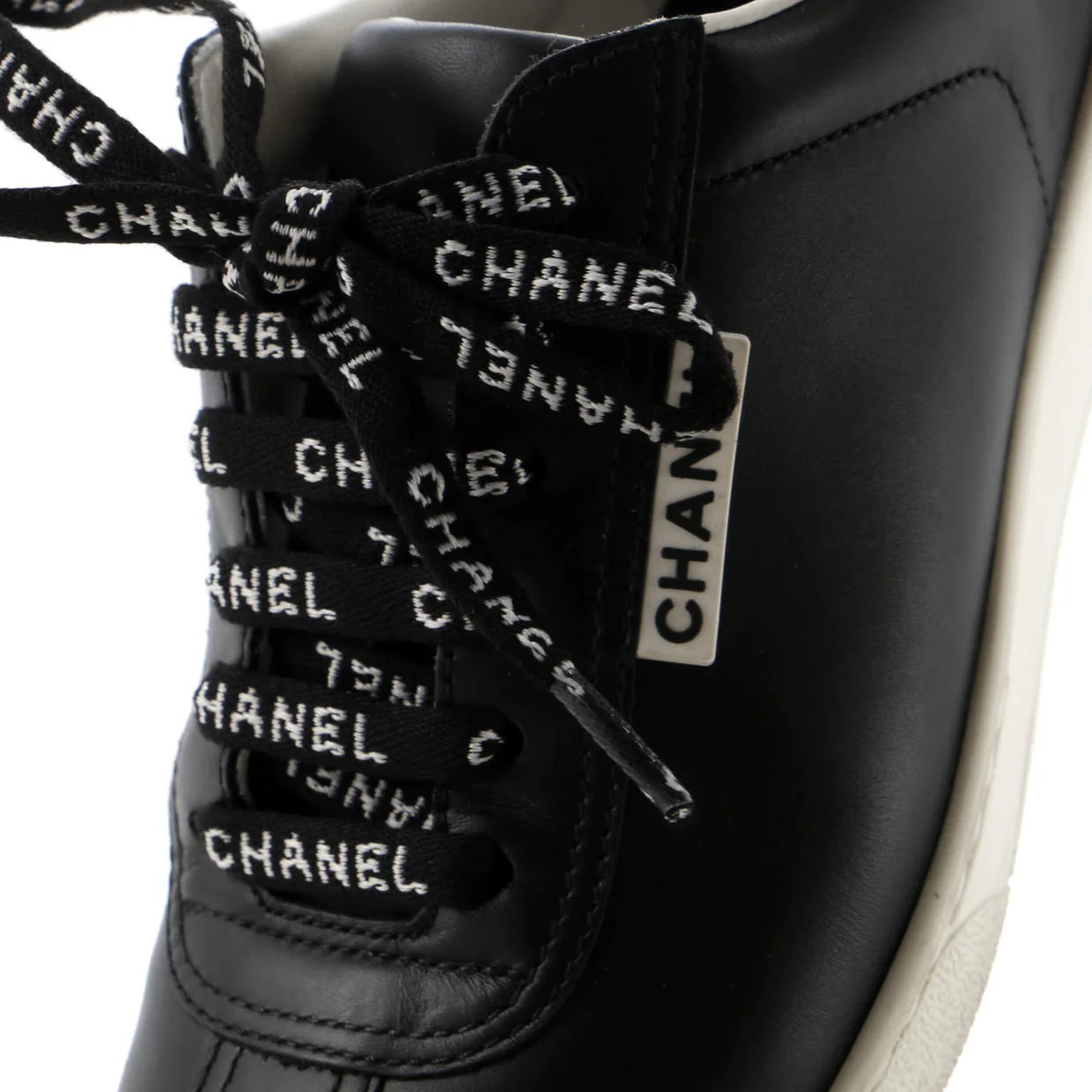 Women's Logo Laces CC Low-Top Sneakers Leather - Deep Luxury