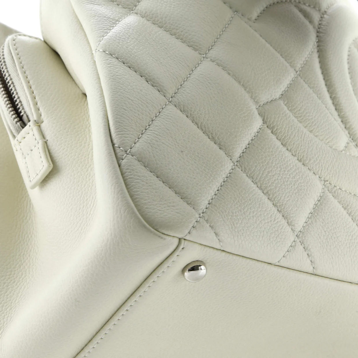 Timeless CC Shopping Tote Quilted Caviar Medium - Deep Luxury