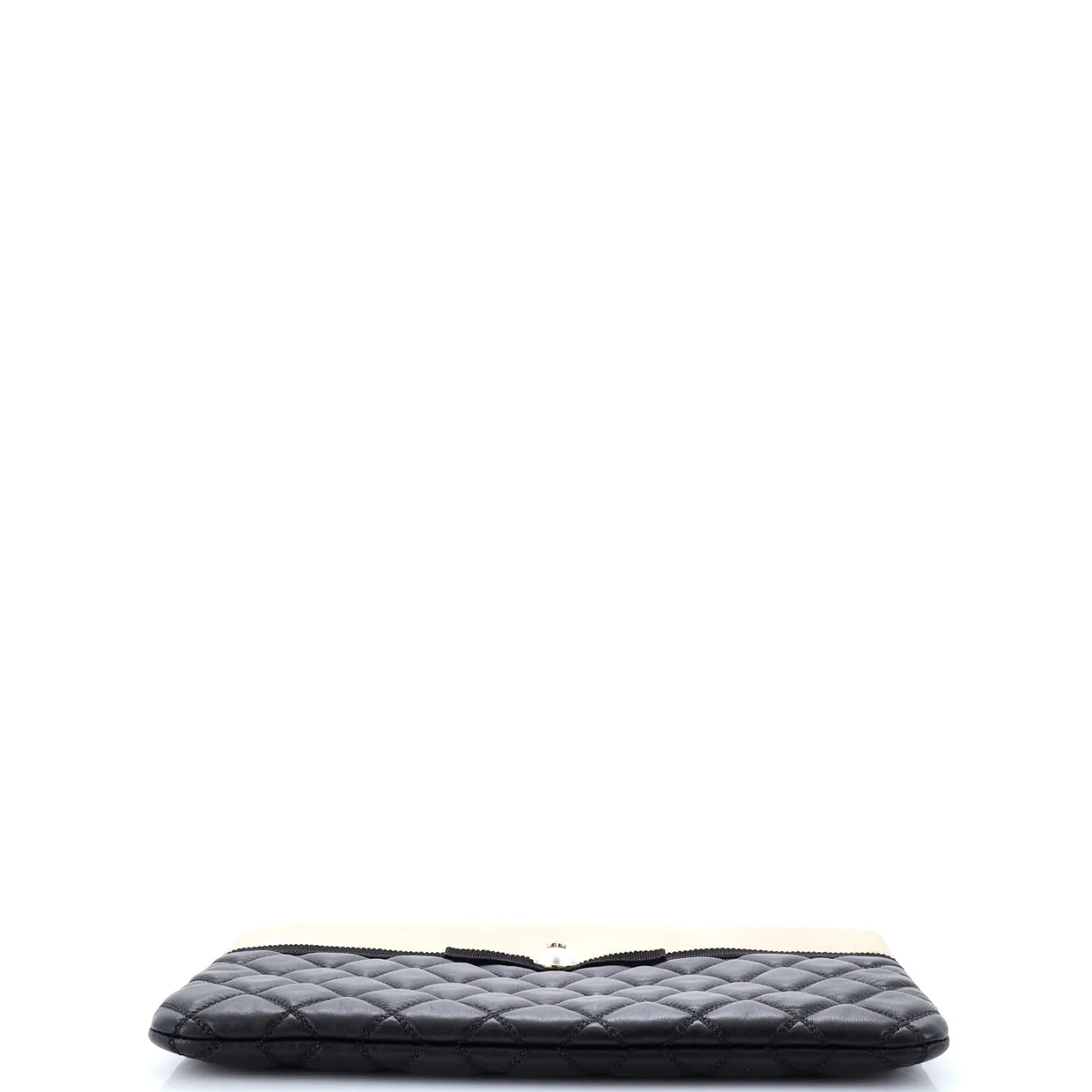 Pearl O Case Clutch Quilted Lambskin and Calfskin Medium - Deep Luxury