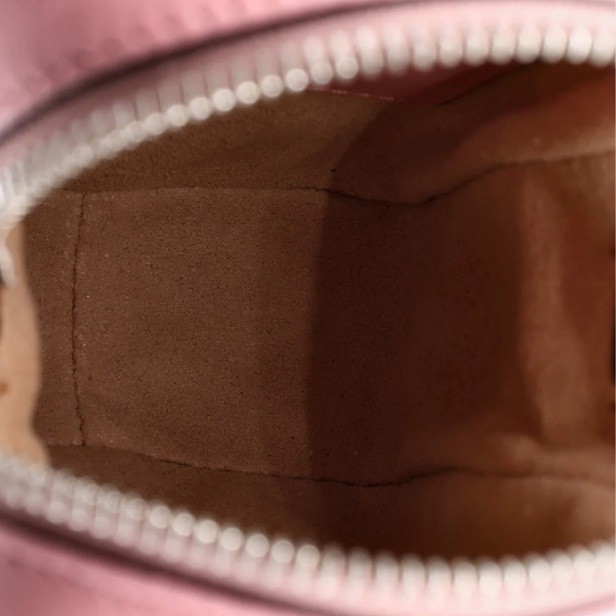 GG Marmont Vertical Phone Crossbody Bag Matelasse Leather Mini - Deep Luxury