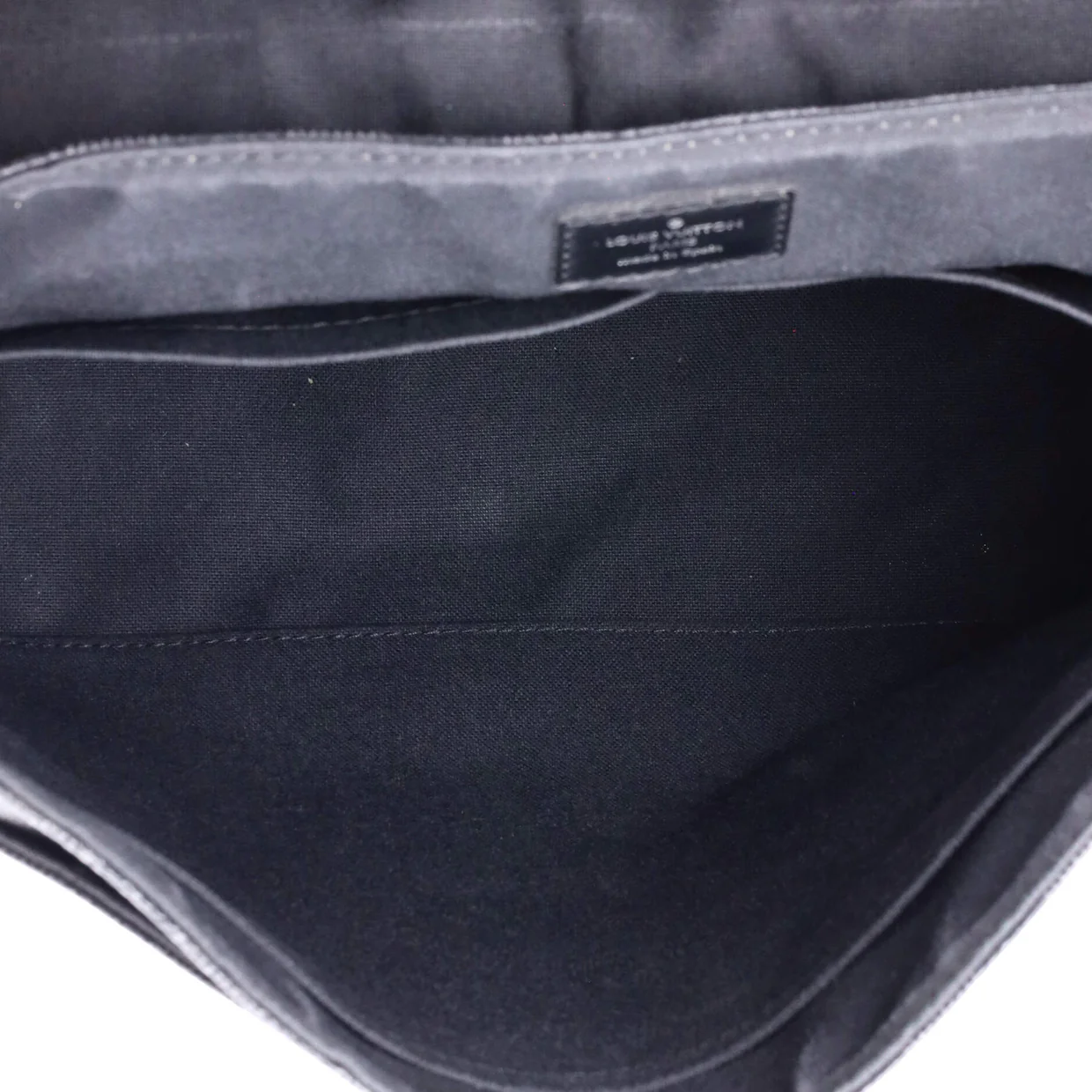 District Messenger Bag Damier Graphite MM - Deep Luxury