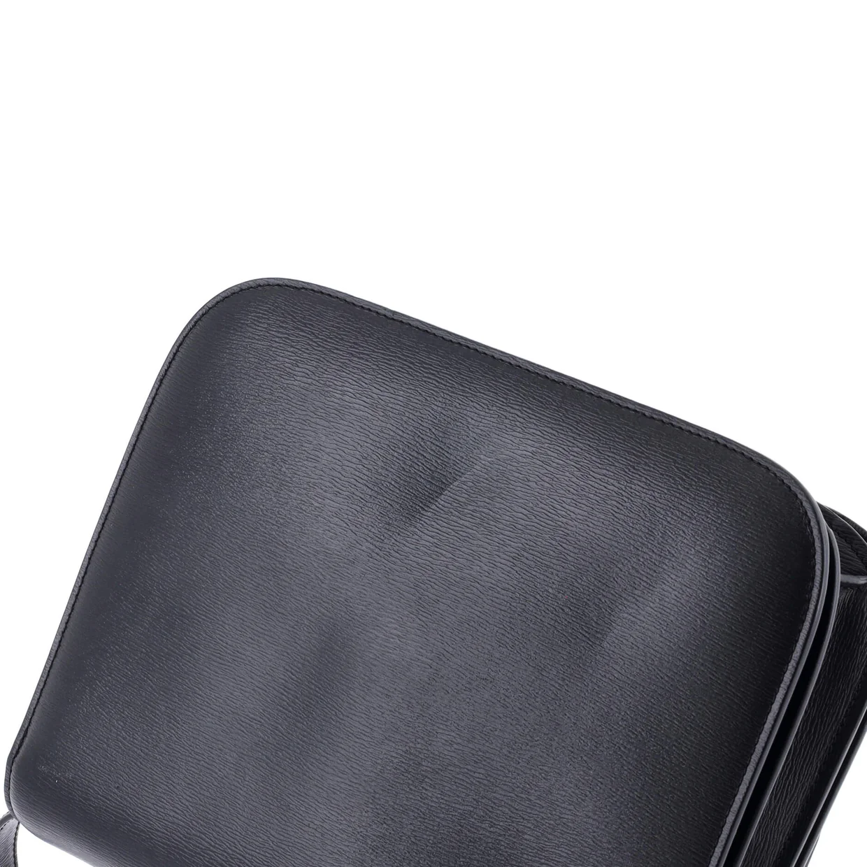 Classic Box Bag Grainy Leather Medium - Deep Luxury