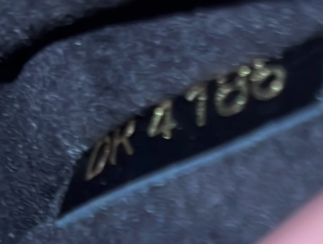 Pochette Metis Reverse Monogram Canvas - Deep Luxury