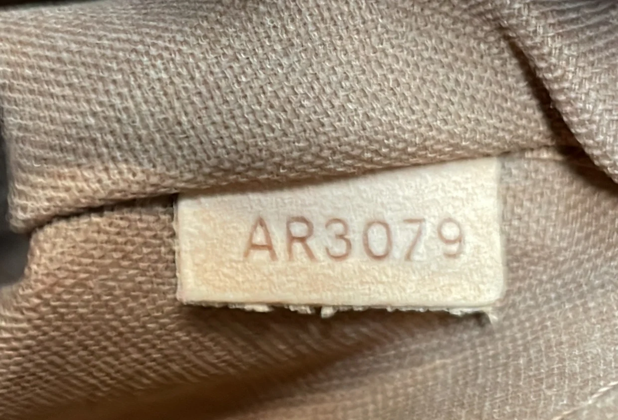 Tivoli Handbag Monogram Canvas PM - Deep Luxury