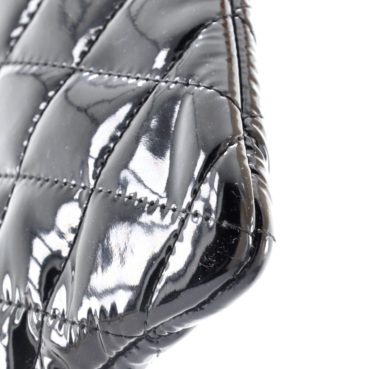 Valentine Hearts O Case Clutch Quilted Patent Large - Deep Luxury