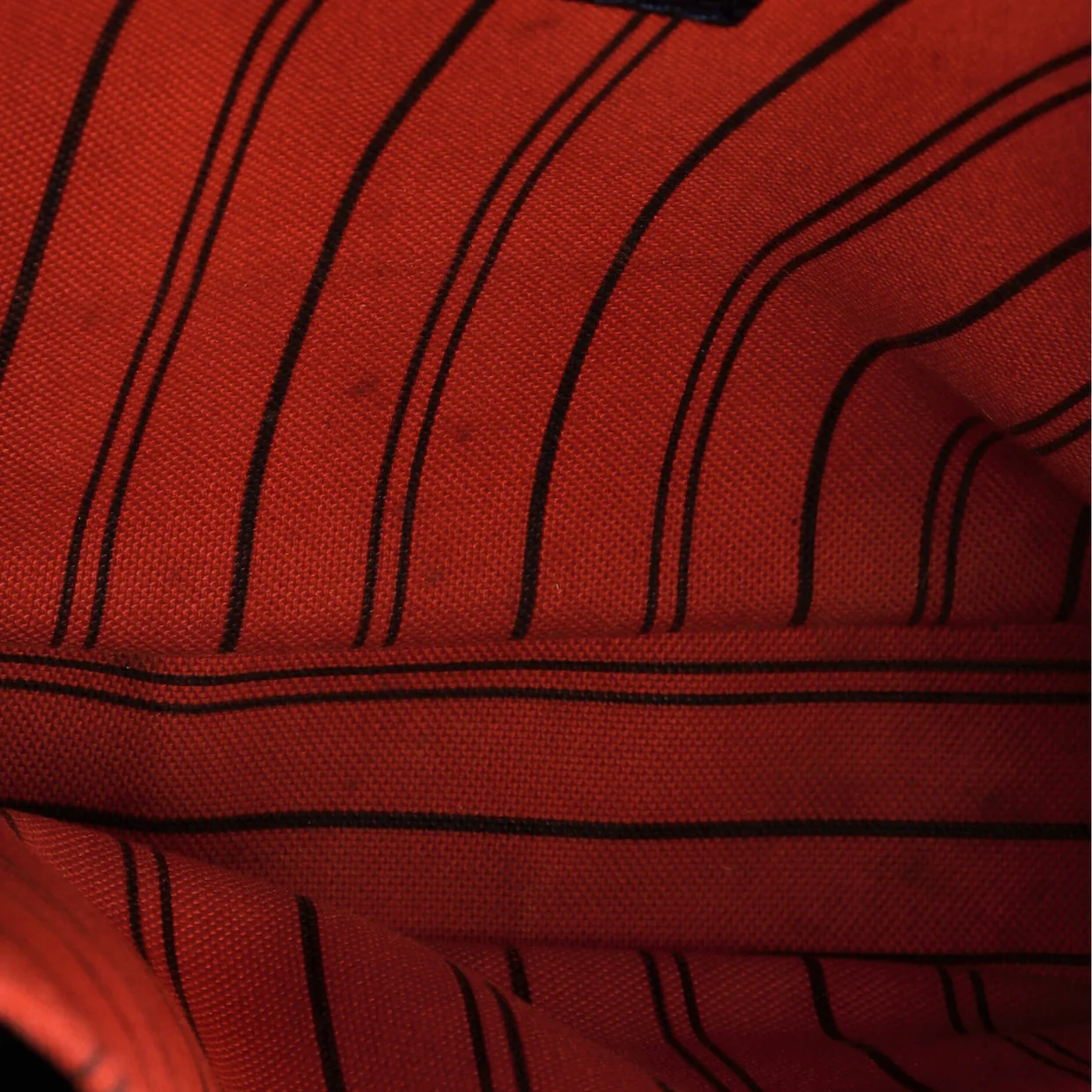 Pochette Metis Monogram Empreinte Leather - Deep Luxury