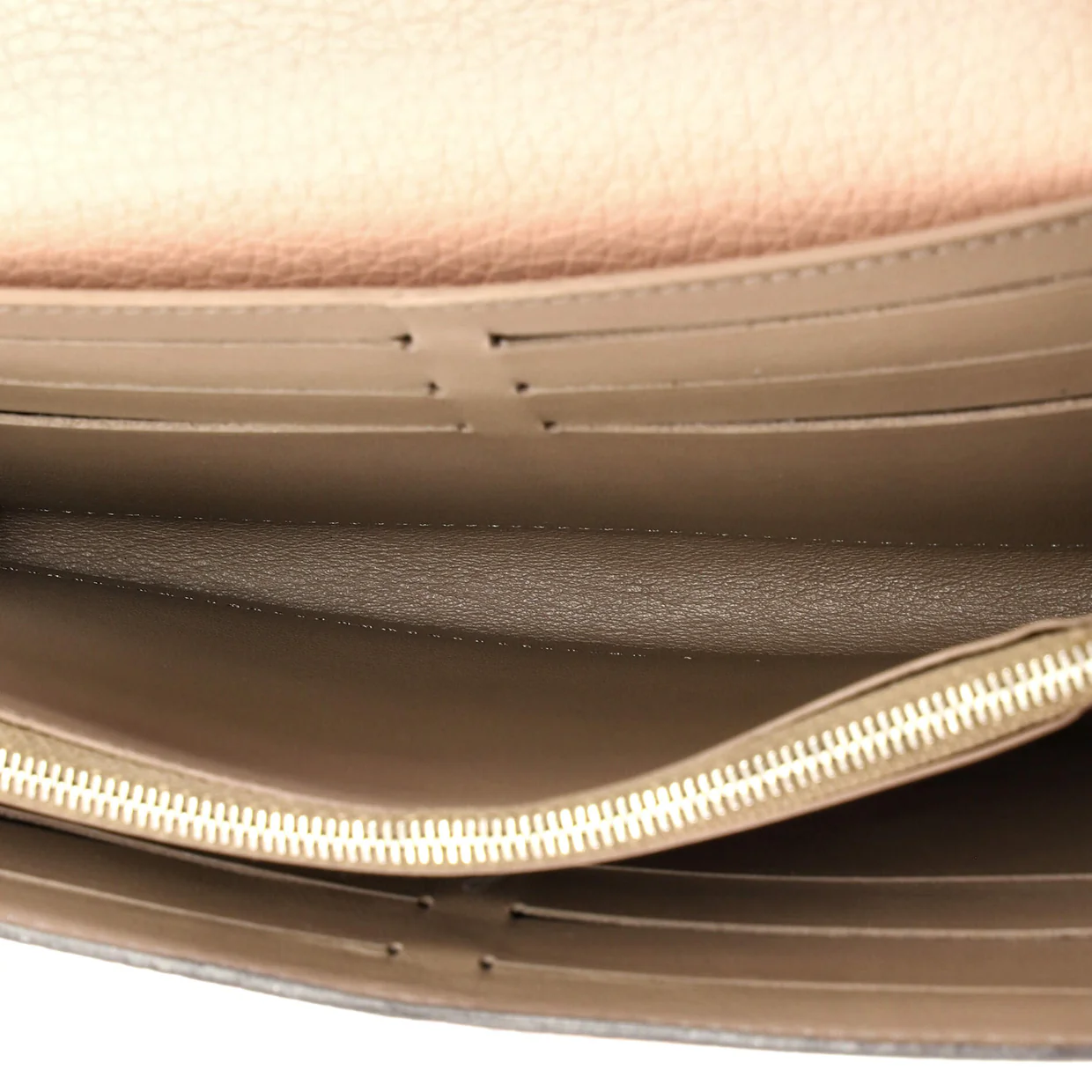Capucines Wallet Leather - Deep Luxury