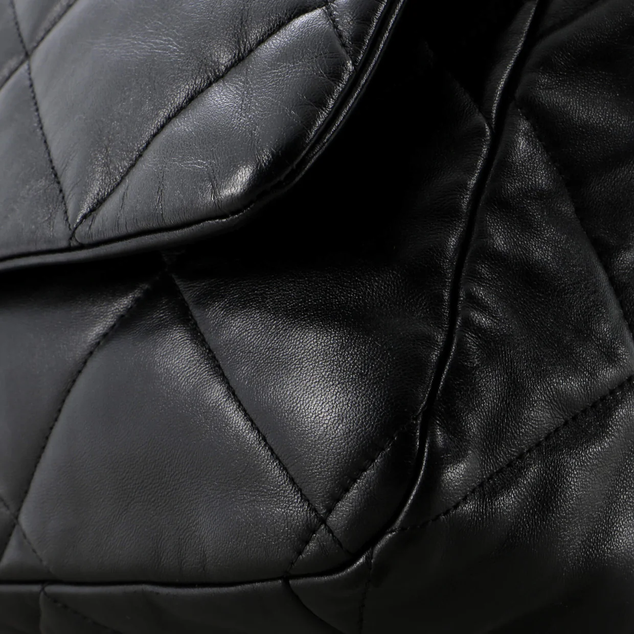 19 Flap Bag Quilted Leather Maxi - Deep Luxury
