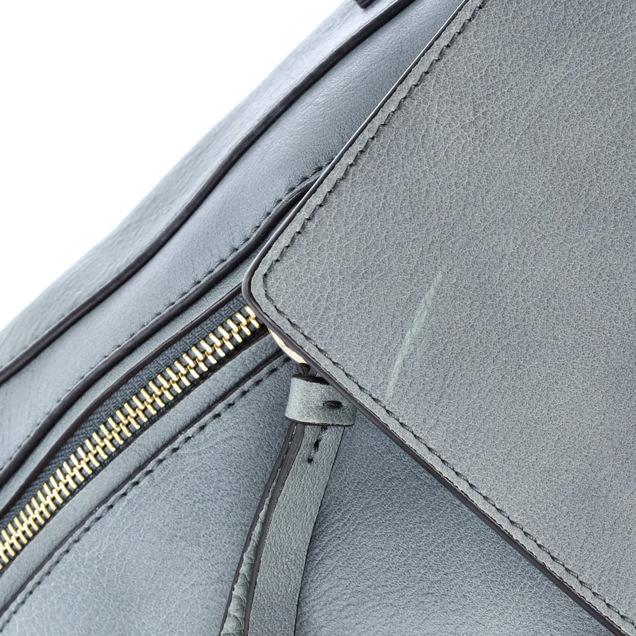 Faye Day Bag Leather Medium - Deep Luxury