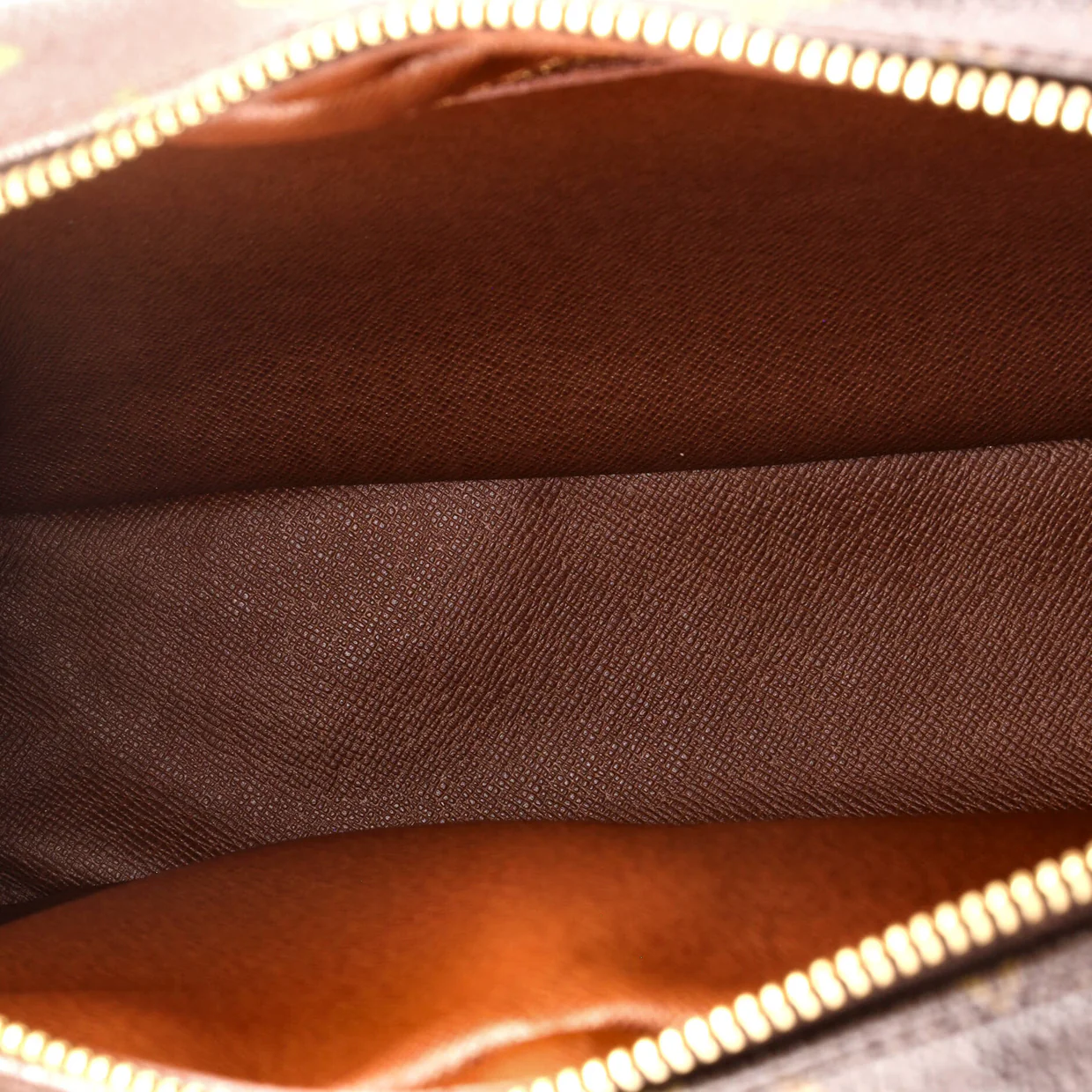 Nil Messenger Bag Monogram Canvas 28 - Deep Luxury