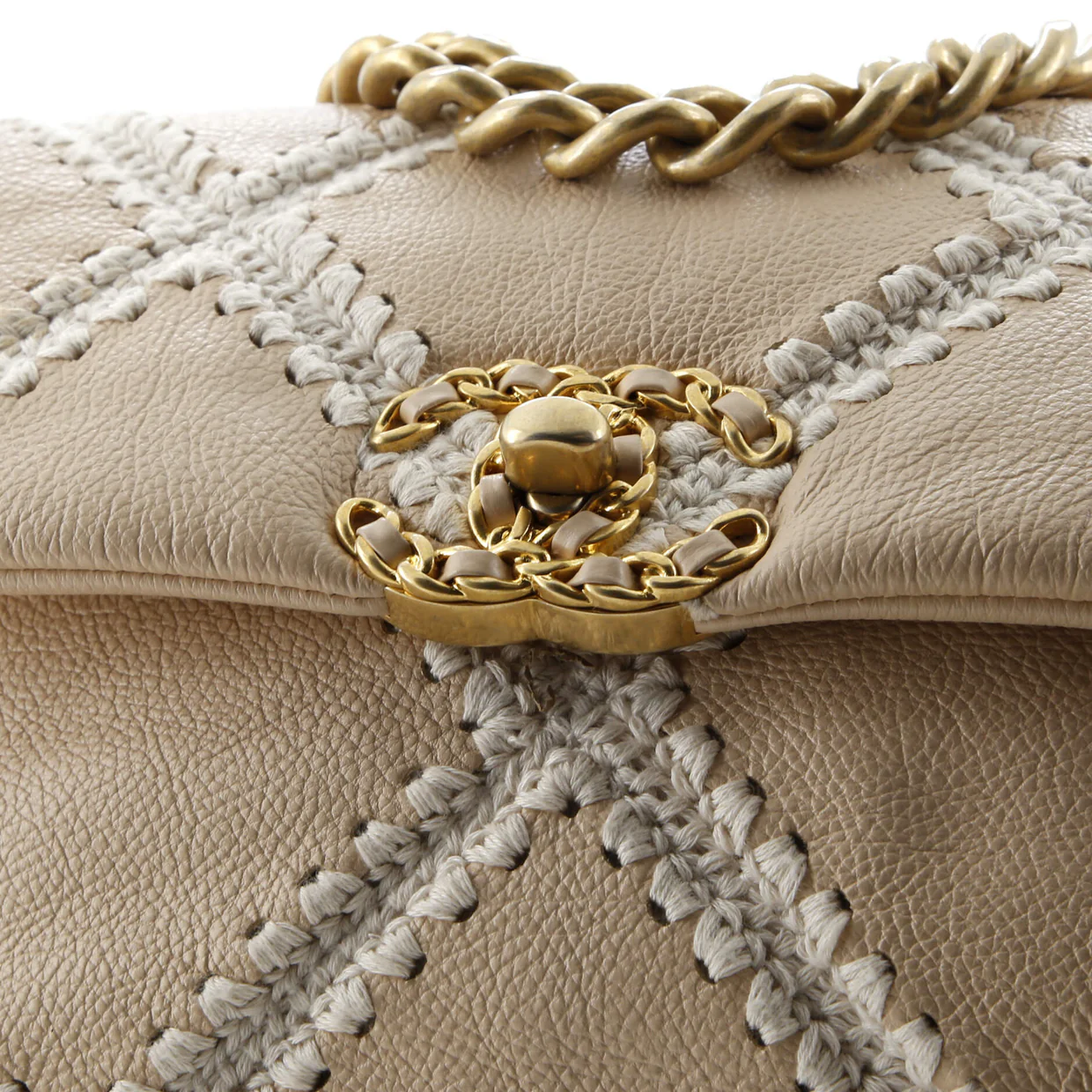 19 Flap Bag Crochet Quilted Calfskin Medium - Deep Luxury