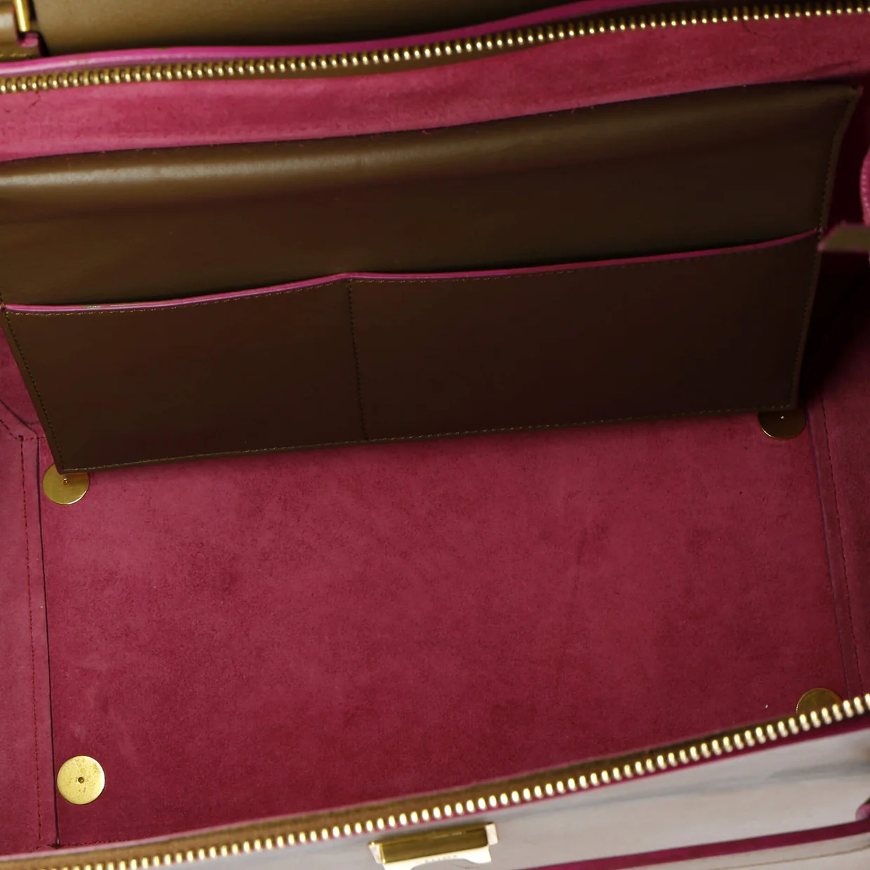 Belt Bag Calfskin Medium - Deep Luxury